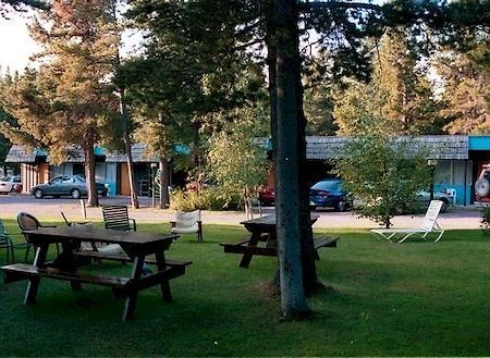 Mountain Pine Motel East Glacier Park Village Eksteriør bilde